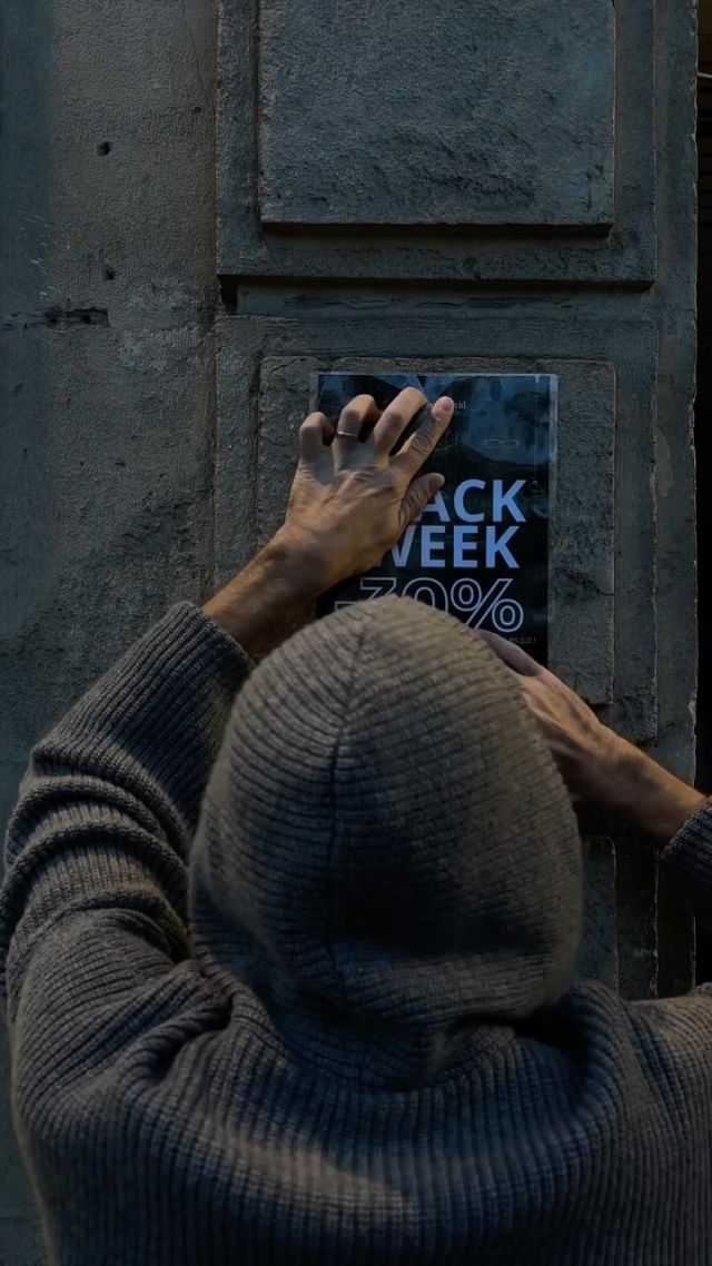 BLACK WEEK : Faites la différence avec Jean Louis David ! ⚡️

Du 22 au 29 novembre, Jean Louis David Marseille vous propose une offre exceptionnelle pour transformer ou sublimer vos cheveux à prix irrésistibles. À l’occasion de la Black Week, profitez de -30% sur toutes nos prestations techniques : couleur, balayage JLD et lissage, pour des résultats professionnels qui reflètent votre personnalité.💆‍♀️

Ce n’est pas tout : retrouvez également -30% sur nos produits Jean Louis David à la vente. Une opportunité idéale pour prolonger l’éclat de votre coiffure avec des soins de qualité professionnelle directement chez vous.
Que ce soit pour un changement audacieux ou pour entretenir votre style, nos experts sont prêts à révéler toute la beauté de vos cheveux.☺️

📆Offre valable du 22 au 29 novembre 2024

Dans nos 4 salons à Marseille :
📍22 bis avenue du Prado
📍148 rue de Rome
📍82 rue Paradis
📍Centre commercial Printemps La Valentine

Réservez vite votre rendez-vous : 📞04 8733 04 40
🌐maison-Ivm.fr
Faites-vous plaisir et vivez une expérience unique avec
Jean Louis David 

#jldaddict #marseille #coiffeurmarseille #blackfriday #blackweek #jeanlouisdavidmarseille #salondecoiffuremarseille #offre